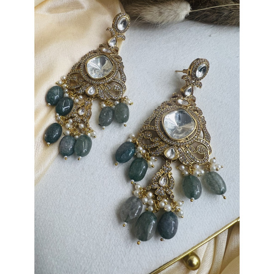 Laiba Earrings Laiba Earrings