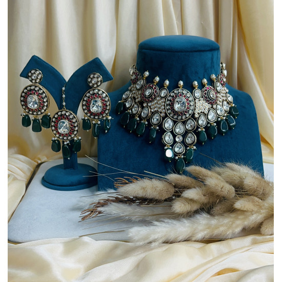 Noopur Choker Set Noopur Choker Set