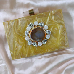 Yellow Gold Raisin Clutch (Delivery time 3 to 4 Weeks)